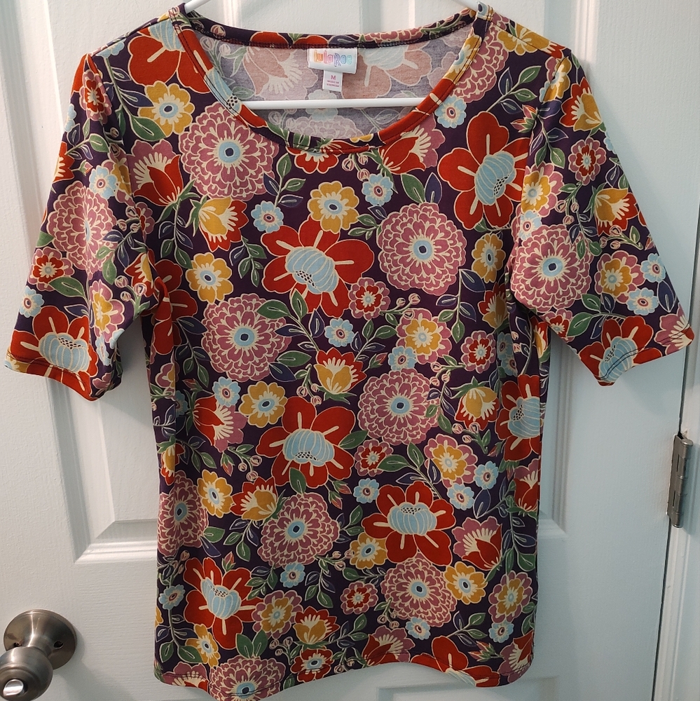 Women's Floral Lularoe Shirt Size M